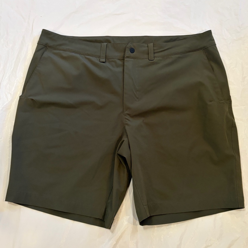 The North Face Shorts Men's38x9 Green Microfiber Stretch Quick Dry